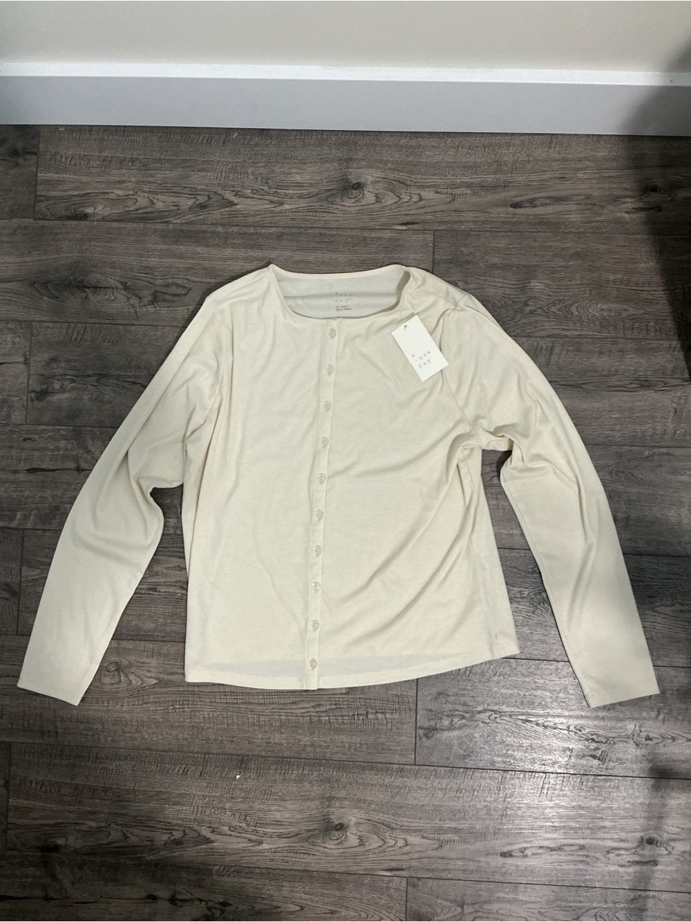 New! Classic Cream Button-Front Women’s Top Dainty Coquette Layering XXL NWT